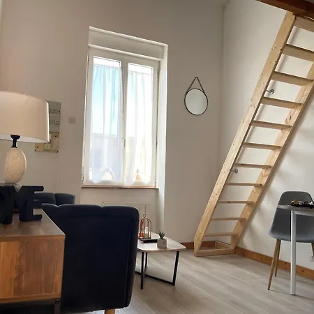 Pont Achard #2-t1bis-mezzanine -5mngare- Apartment *