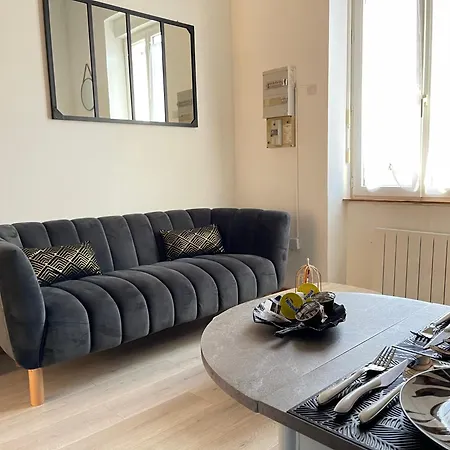 Pont Achard #2-t1bis-mezzanine -5mngare- Apartment