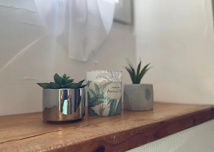 Pont Achard #2-t1bis-mezzanine -5mngare- Apartment