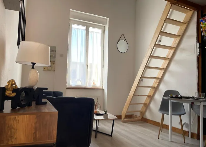 Pont Achard #2-t1bis-mezzanine -5mngare- Apartment *